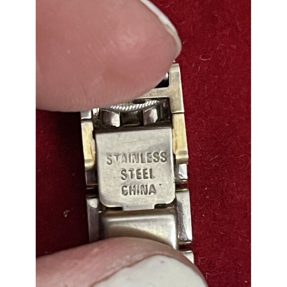Elizabeth Taylor ET White Diamonds Watch New Battery 90s Promo main image 4